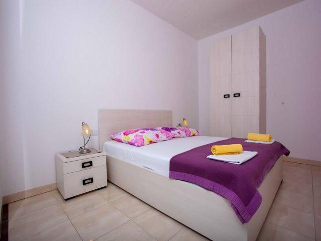 Apartmani Dana Makarska Exteriör bild