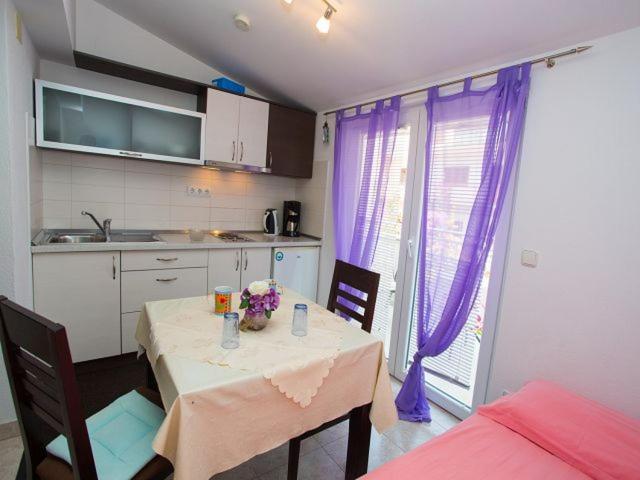 Apartmani Dana Makarska Exteriör bild