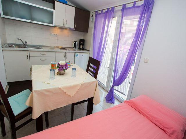 Apartmani Dana Makarska Exteriör bild